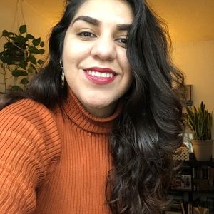 Meet your Posher, Ana